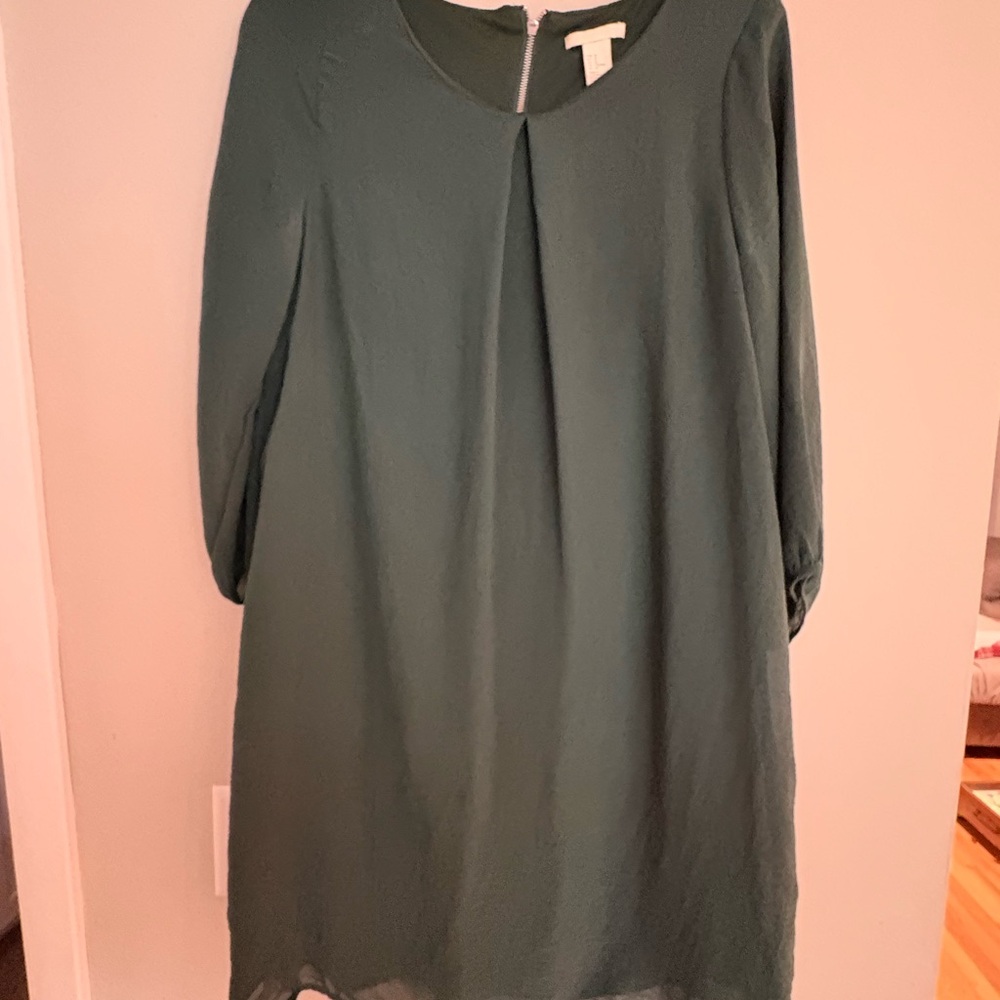 H&M Long Sleeve Green Dress